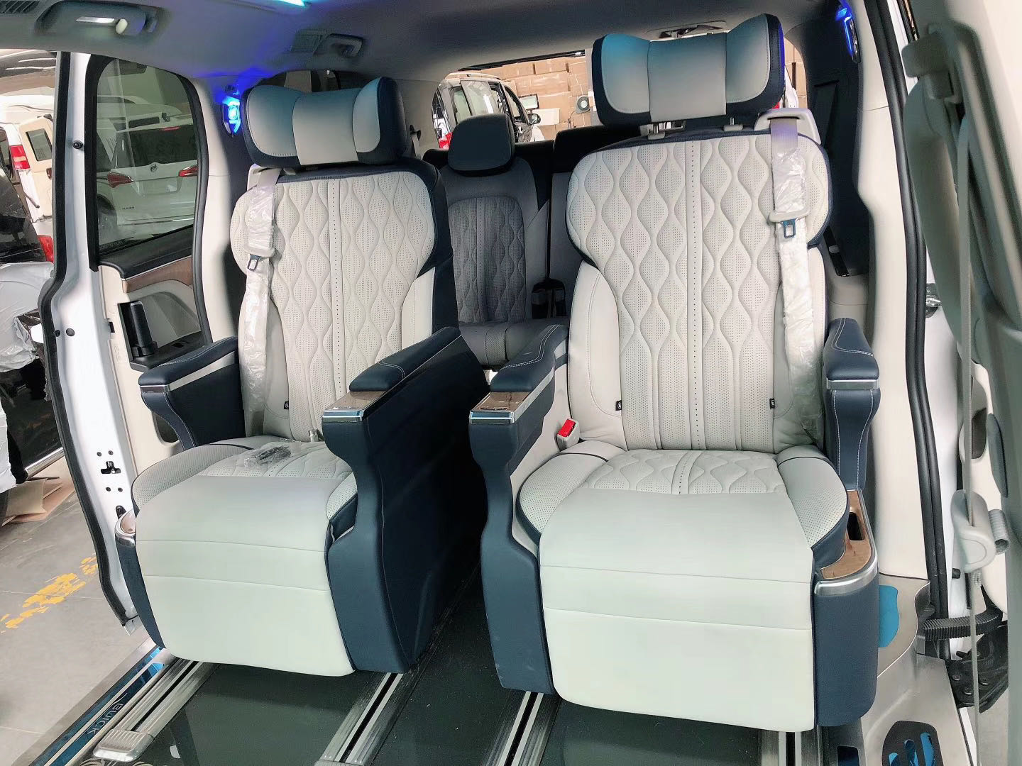 gl891抖音视频黄｜别克GL8商务91抖音视频黄－蓝色风格