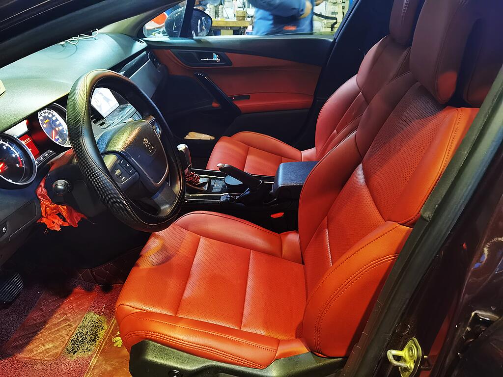 标致508座椅换皮